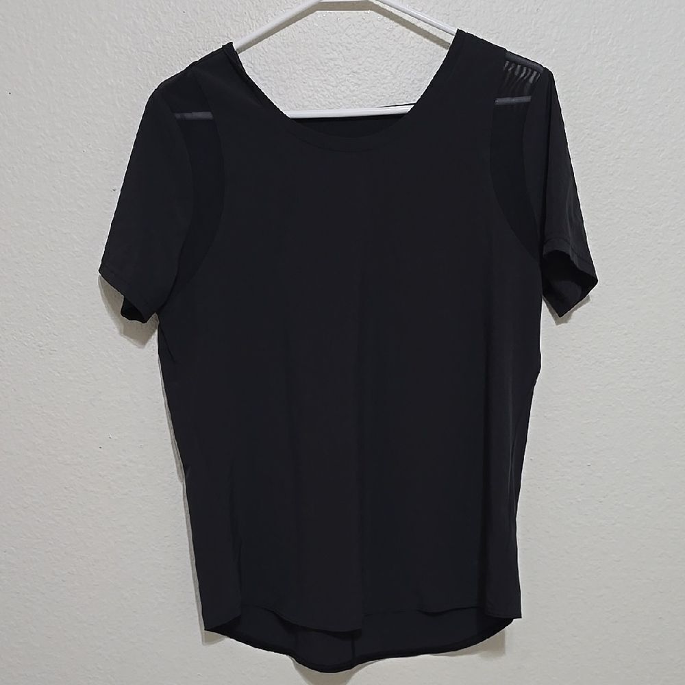 The North‎ Face Black  Blouse with Short Sleeves size medium